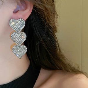 Luxury Heart Rhinestone Dangle Earrings